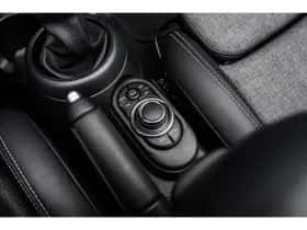 MINI Cooper (2022) thumbnail 32
