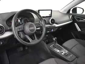Audi Q2 (2021) thumbnail 4