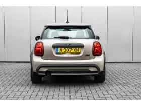 MINI Mini (2022) thumbnail 3