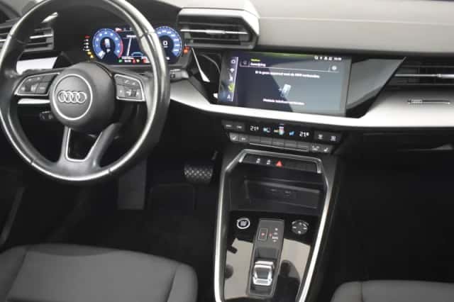 Audi A3 (2022) thumbnail 5