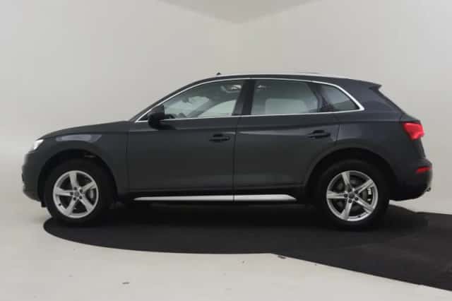Audi Q5 (2017) thumbnail 3