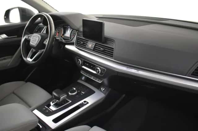Audi Q5 (2017) thumbnail 6