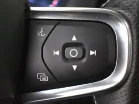 Volvo XC40 (2021) thumbnail 15