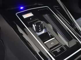 Volkswagen Golf (2022) thumbnail 21