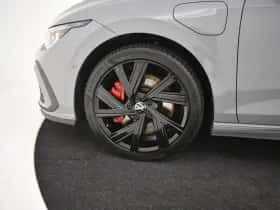 Volkswagen Golf (2022) thumbnail 25