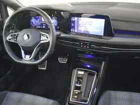 Volkswagen Golf (2022) thumbnail 6
