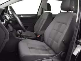 Volkswagen Golf (2017) thumbnail 7