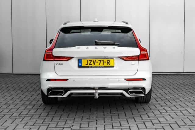 Volvo V60 (2021) thumbnail 4