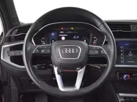 Audi Q3 (2021) thumbnail 11