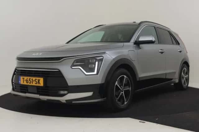 Kia Niro (2023) thumbnail 1