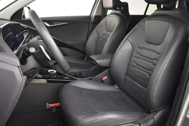 Kia Niro (2023) thumbnail 6