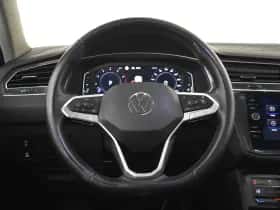 Volkswagen Tiguan (2021) thumbnail 11