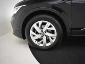 Volkswagen Tiguan (2021) thumbnail 23