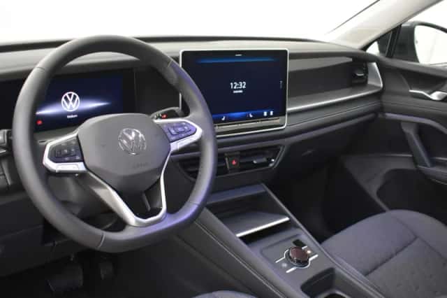Volkswagen Tayron (2025) thumbnail 4
