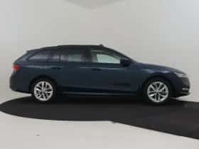 Škoda Octavia (2021) thumbnail 9