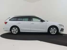 Škoda Octavia (2021) thumbnail 9