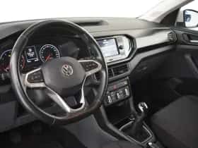 Volkswagen T-Cross (2019) thumbnail 4