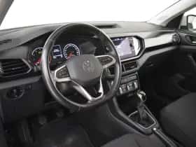 Volkswagen T-Cross (2023) thumbnail 4