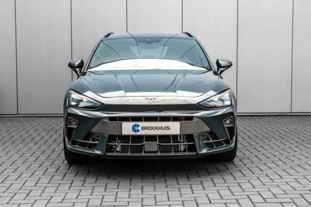 CUPRA Leon Sportstourer (2024) thumbnail 3