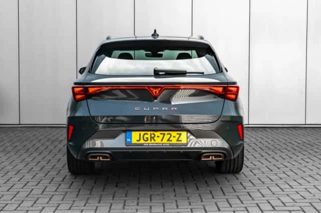 CUPRA Leon Sportstourer (2024) thumbnail 4