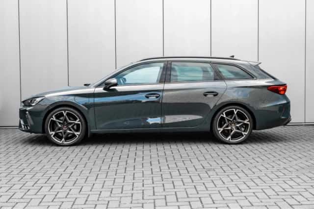 CUPRA Leon Sportstourer (2024) thumbnail 5
