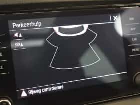 Škoda Karoq (2022) thumbnail 17