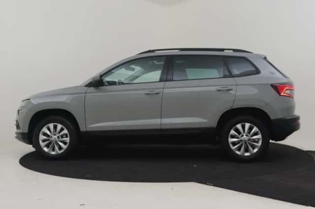Škoda Karoq (2022) thumbnail 3