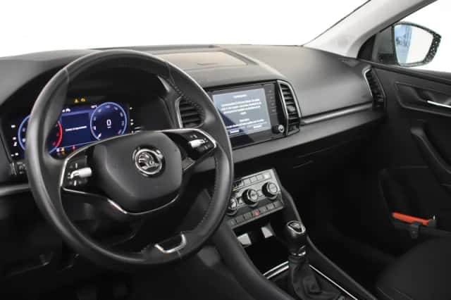 Škoda Karoq (2022) thumbnail 4