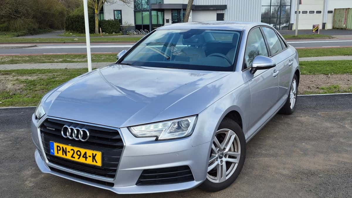 Audi A4 (2016) — foto 1