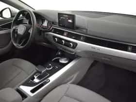 Audi A4 (2016) thumbnail 6