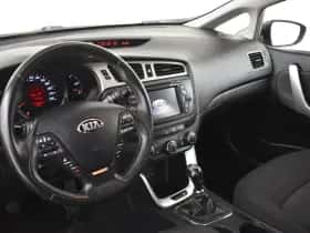 Kia Ceed Sportswagon (2015) thumbnail 4