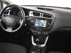 Kia Ceed Sportswagon (2015) thumbnail 5