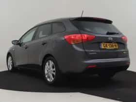 Kia Ceed Sportswagon (2015) thumbnail 10