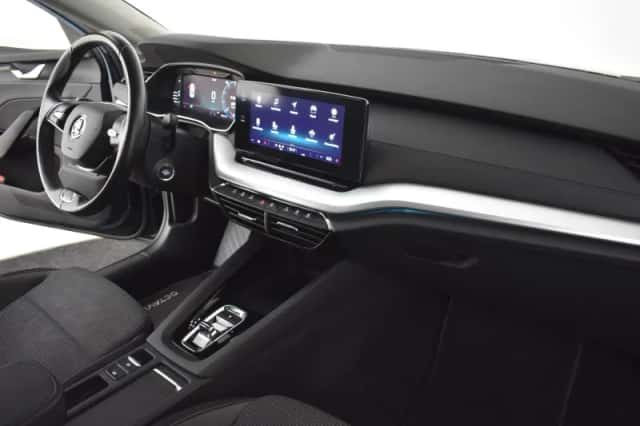 Škoda Octavia (2022) thumbnail 6