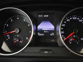 Volkswagen Tiguan (2017) thumbnail 15