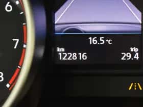 Volkswagen Tiguan (2017) thumbnail 16