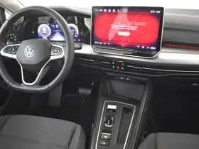 Volkswagen Golf (2025) thumbnail 7