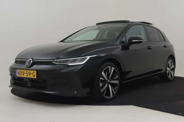Volkswagen Golf (2025) thumbnail 1