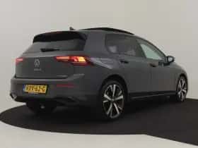 Volkswagen Golf (2025) thumbnail 2