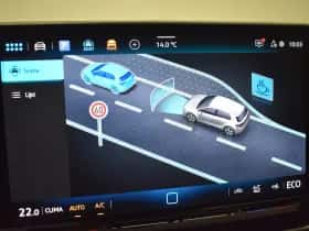 Volkswagen Golf (2025) thumbnail 17