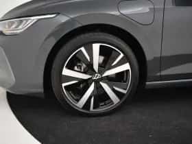 Volkswagen Golf (2025) thumbnail 22
