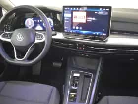 Volkswagen Golf (2025) thumbnail 5