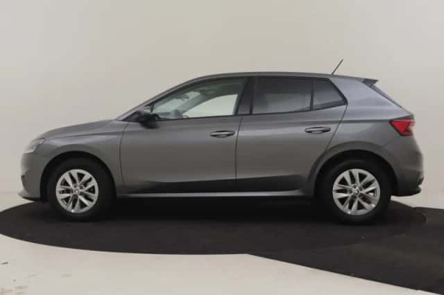 Škoda Fabia (2023) thumbnail 3