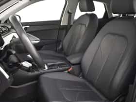 Audi Q3 (2021) thumbnail 7