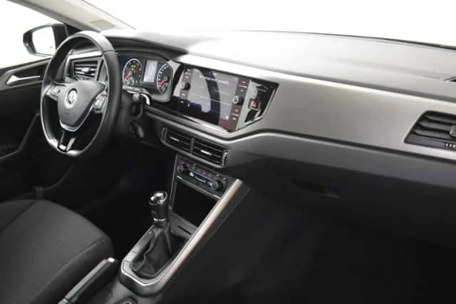 Volkswagen Polo (2021) thumbnail 6