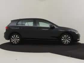 Volkswagen Golf (2023) thumbnail 11