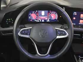 Volkswagen Golf (2023) thumbnail 12