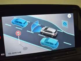 Volkswagen Golf (2023) thumbnail 20