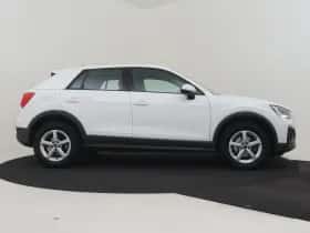 Audi Q2 (2021) thumbnail 9