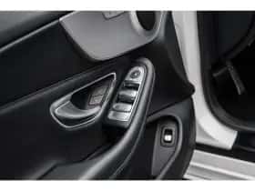 Mercedes-Benz C-Klasse (2017) thumbnail 23